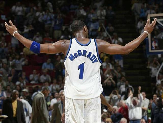 篮球NBA公布球衣销量榜，新晋巨星登顶（NBA最新球衣销量榜出炉，新星荣登榜首）