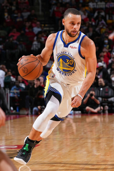 魏祥鑫：踢了一个赛季的中超之后更自信了，身体也更壮了（魏祥鑫：中超历练一季，自信更足，身体更强壮）